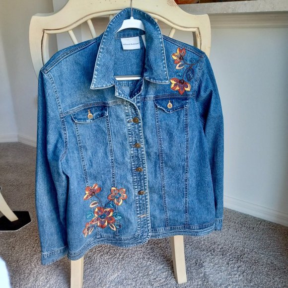 Alfred Dunner Jackets & Blazers - Alfred Dunner Denim Jacket  Size 16  w/Floral Embroidery